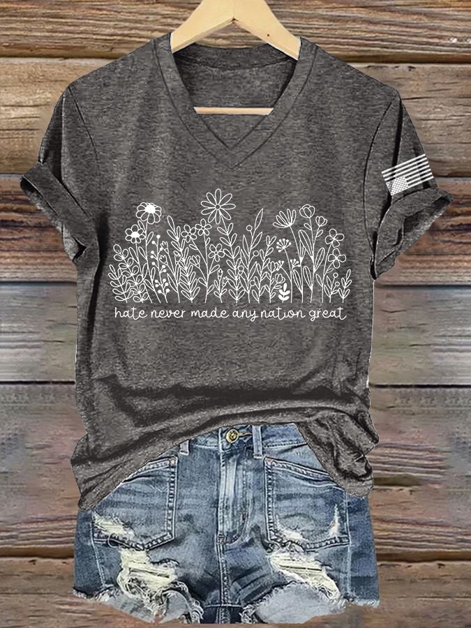 V-Neck Retro Hate Never Made Any Nation Great Print T-Shirt