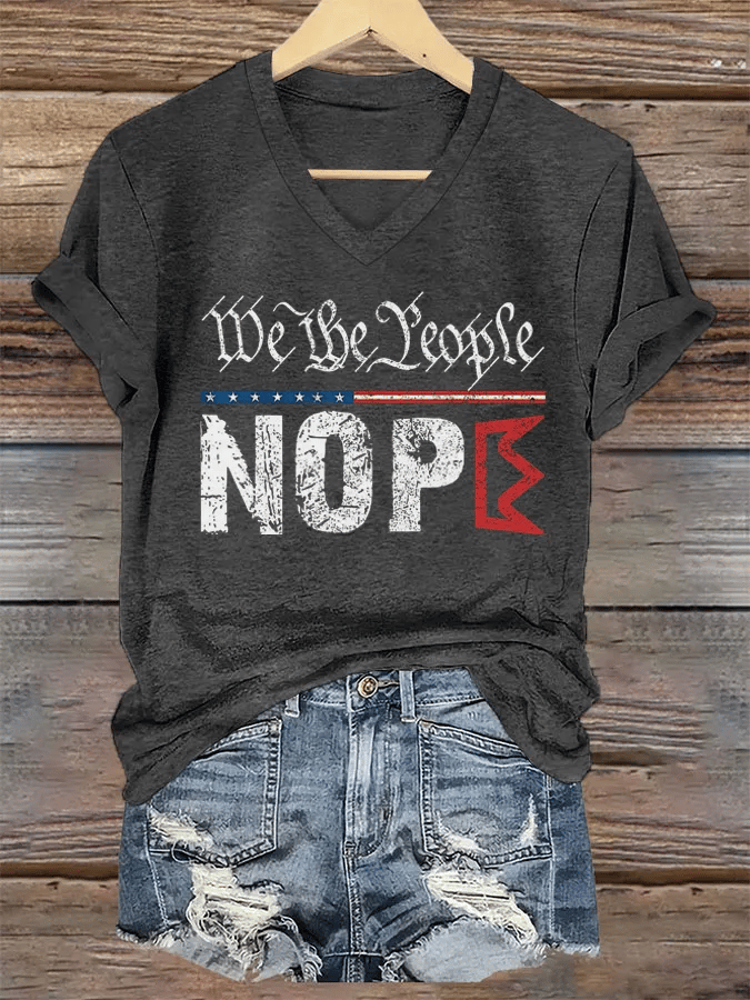 Women's Retro No Kings Nope Protest We The People Print Short Sleeve T-Shirt