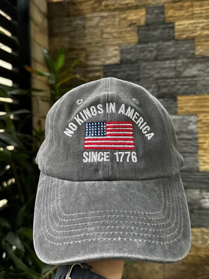 No Kings In America Print Baseball Cap