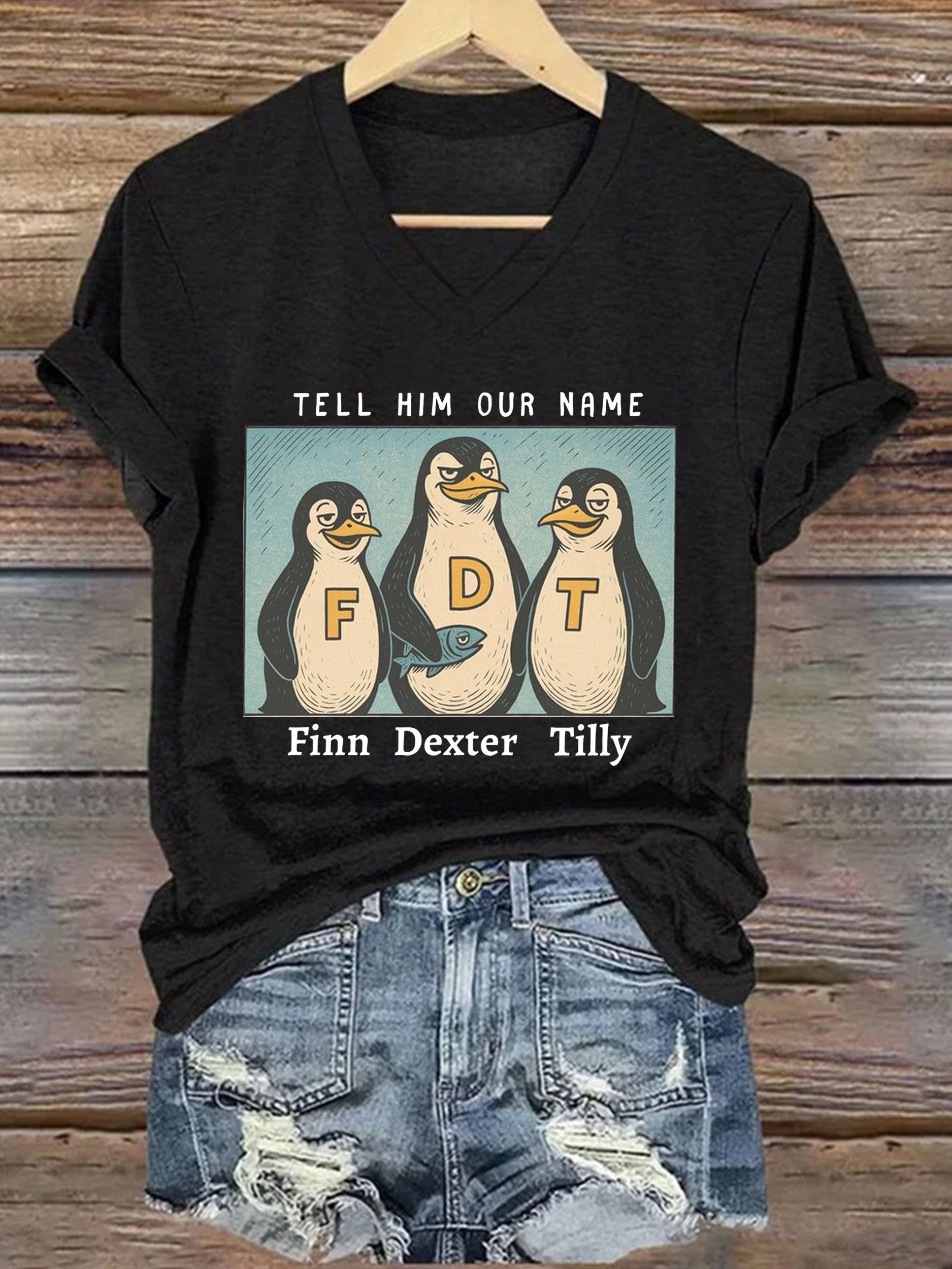 Women's Tell Him Our Name Finn Dexter Tilly Printed Short-Sleeved T-Shirt