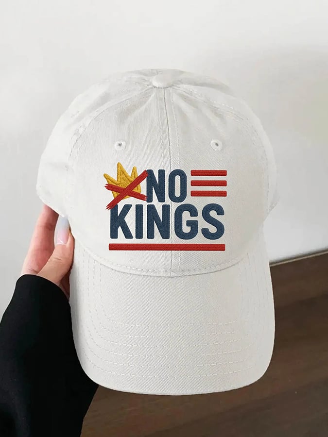 Retro No Kings In America Print Baseball Cap