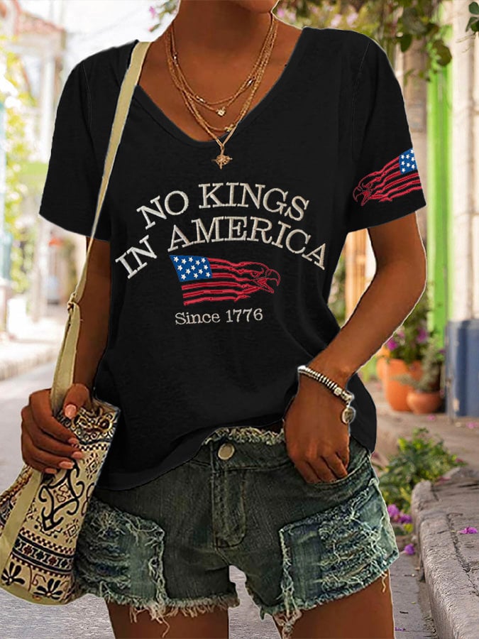 V-neck Retro No Kings In America Since 1776 Print T-Shirt