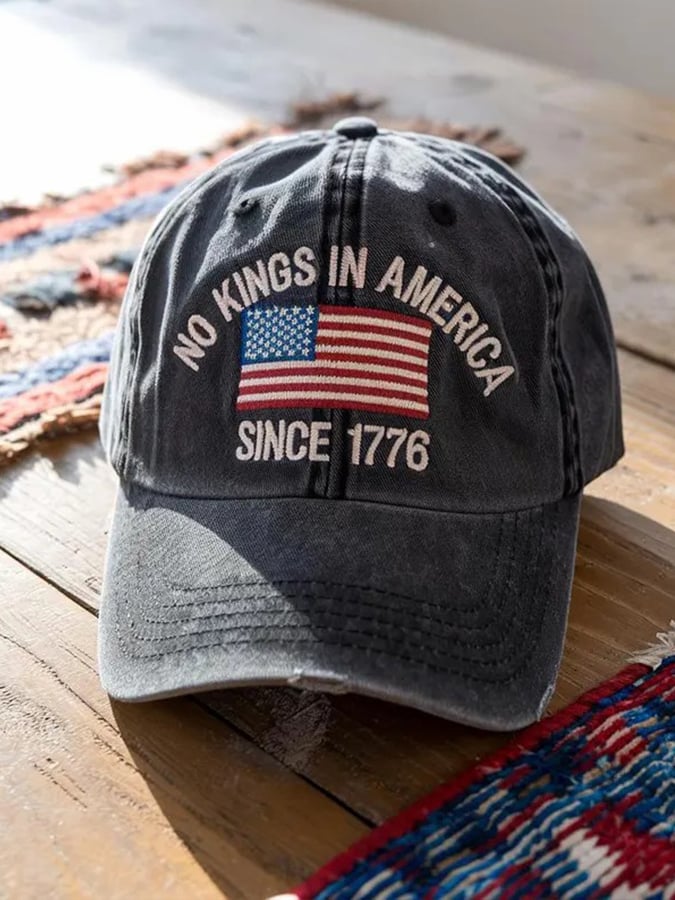 No Kings In America Print Baseball Cap