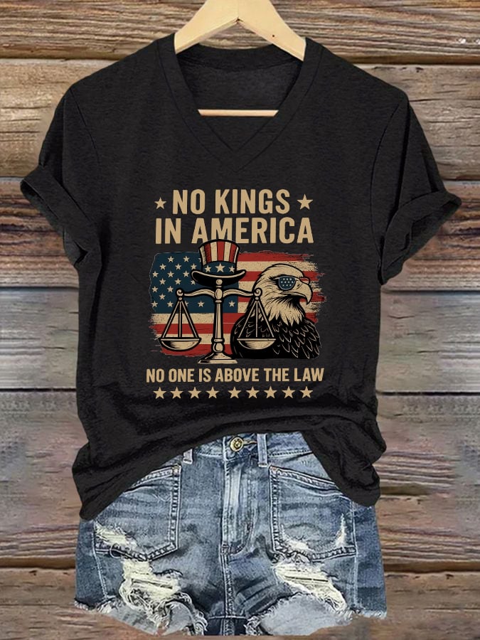 V-Neck Retro No Kings In America No One Is Above The Law Print T-Shirt