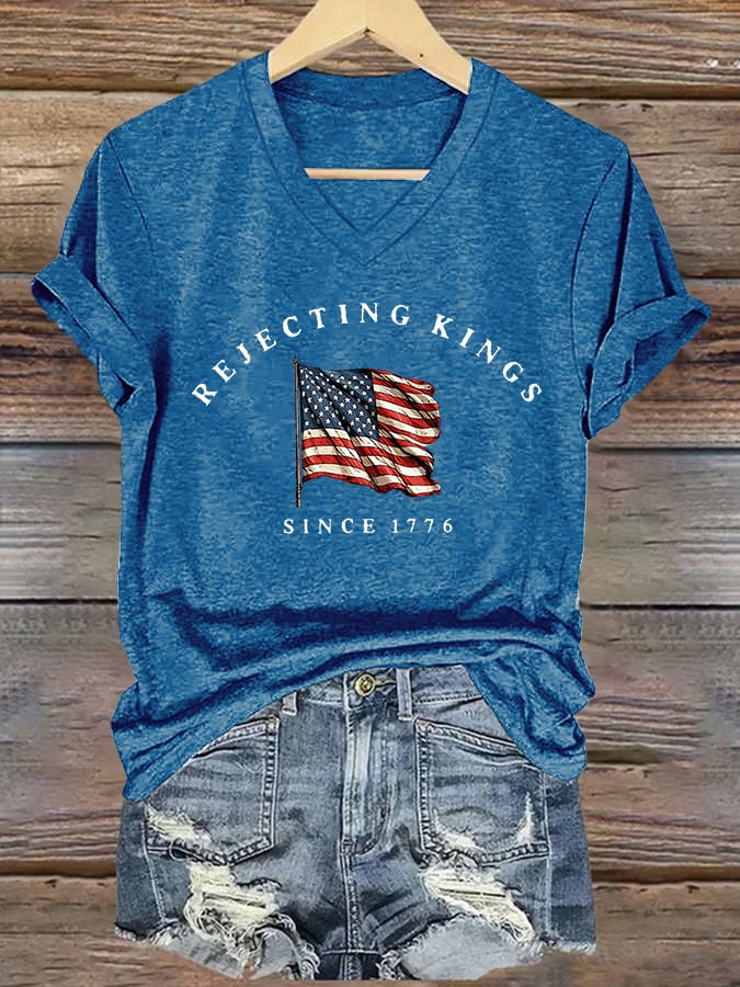 V-Neck Retro Rejecting Kings Since 1776 Print T-Shirt