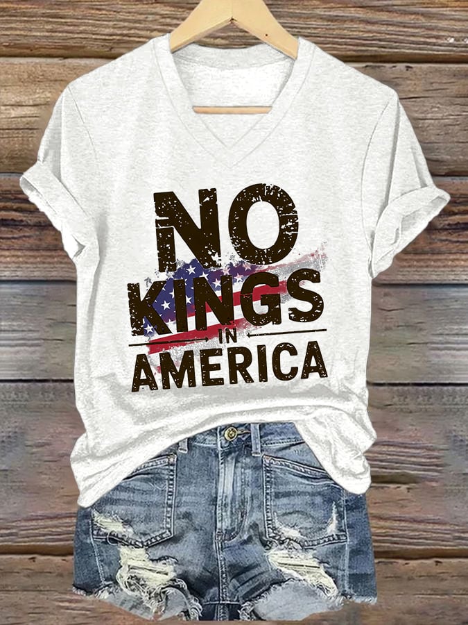 V-neck Retro No Kings In America Print T-Shirt