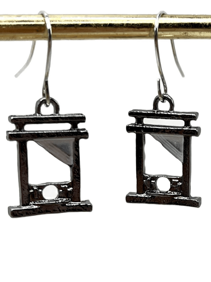 Unisex Retro Personalized Guillotine FDT Earrings