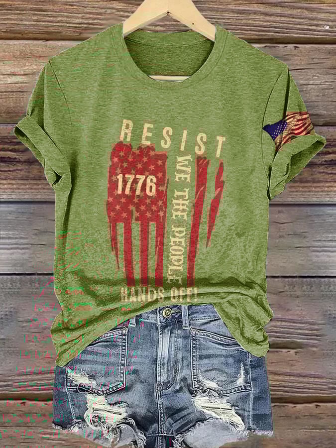 Retro Resist We The People 1776 Hands Off! Print T-Shirt