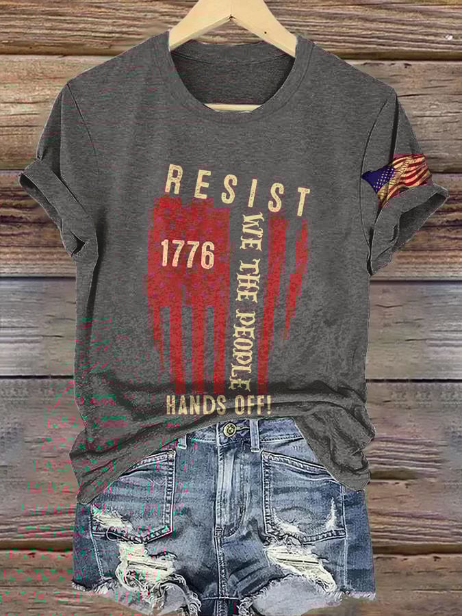 Retro Resist We The People 1776 Hands Off! Print T-Shirt