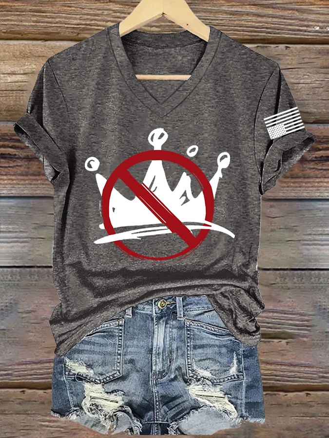 Women's No Kings Print V Neck T-shirt