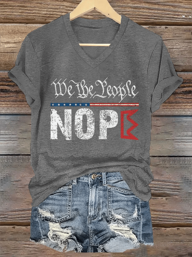Women's Retro No Kings Nope Protest We The People Print Short Sleeve T-Shirt