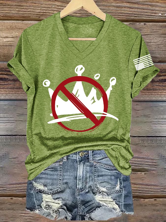 Women's No Kings Print V Neck T-shirt
